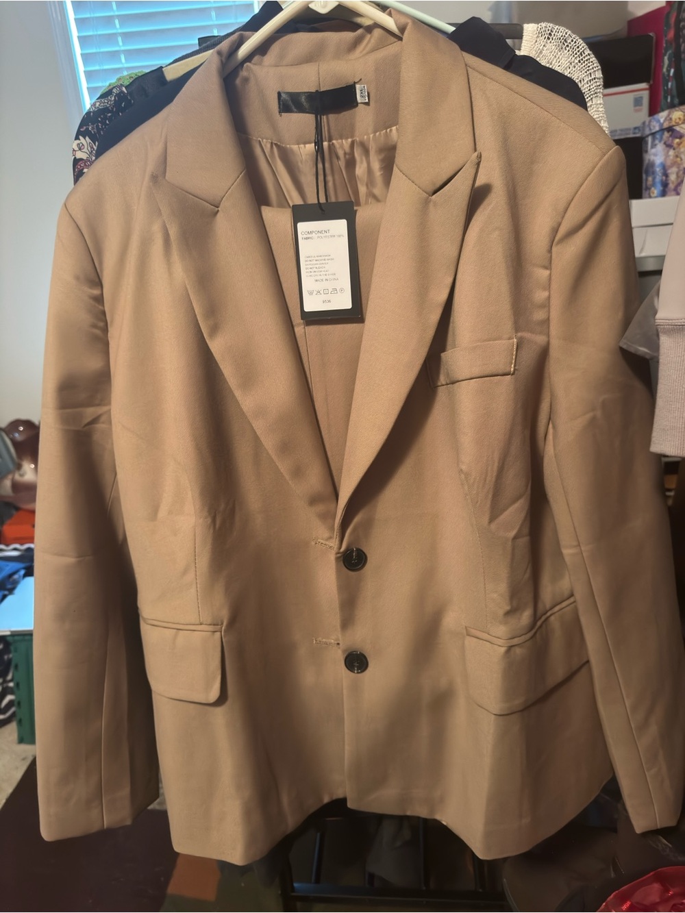 Women's Tan Tailored Blazer - Classic Single-Breasted Suit Jacket